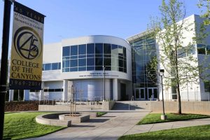 College of the Canyons to continue transition to online format, hybrid for labs