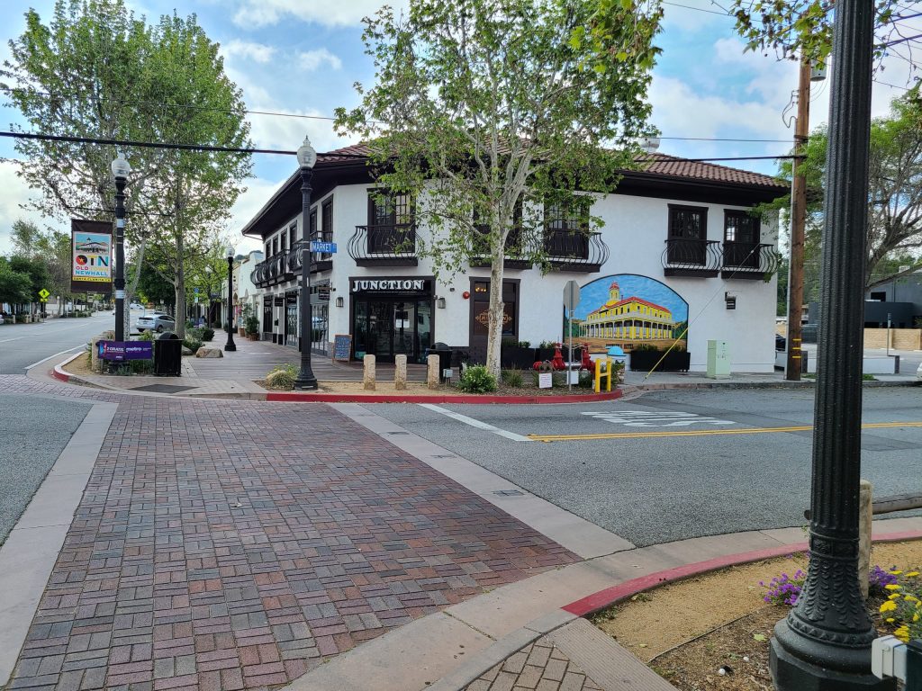 SCV restaurant now selling produce and groceries to support the community during pandemic