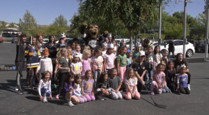 The Los Angeles Kings visted the Cube to introduce young girls to the sport of hockey